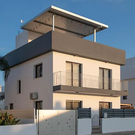 Fortuna Villa Ajía Nápa