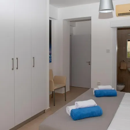 Fortuna * Ajía Nápa